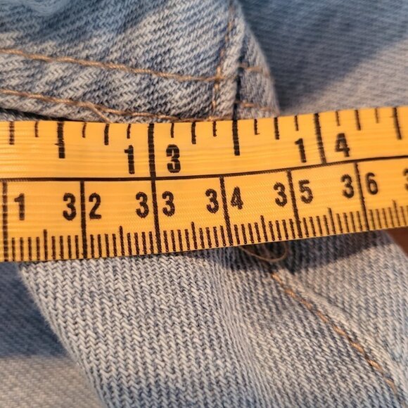 Destructed Denim High-Rise Shorts Junior's Size 21 - Picture 12 of 12